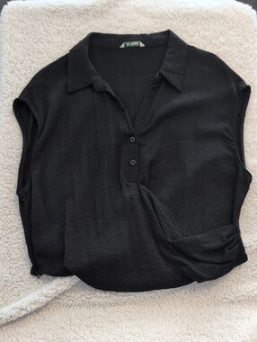 Halara Black Cap Sleeve Button Detail Top